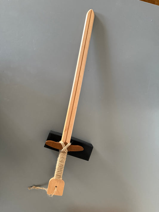 Holzschwert in zwei Ausführungen, ca 60cm Länge