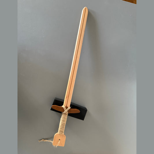 Holzschwert in zwei Ausführungen, ca 60cm Länge