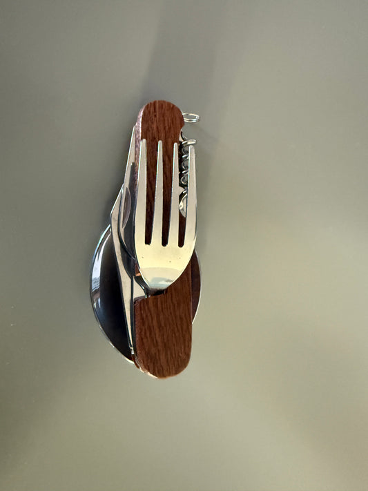 Klappbesteck mit 6 Funktionen