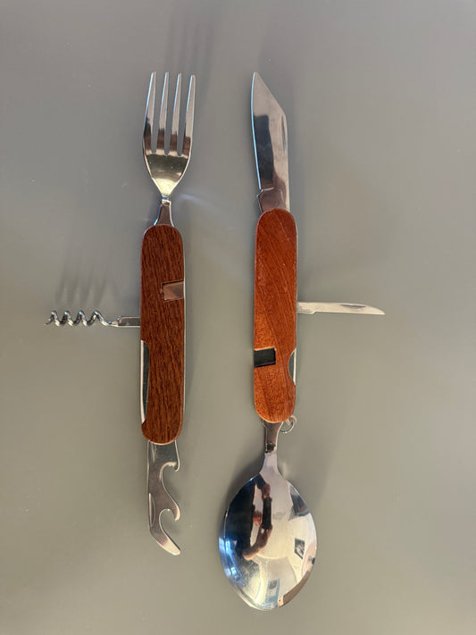 Klappbesteck mit 6 Funktionen